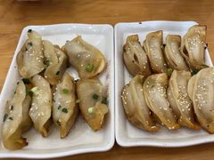 -小姜锅贴(凤凰街店)