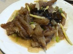 红烧牛蹄筋-清真·益鑫羊肉手抓馆(花园北街店)