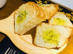 蒜香包-赤火牛排(金狮广场店)