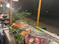 -亚龙湾希尔顿自助餐厅·海鲜·烧烤·沙滩BBQ·现场乐队