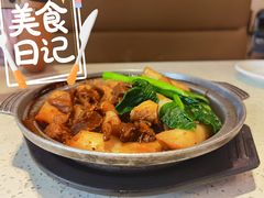 牛腩猪肠粉煲-又一间茶点轩(百汇广场店)