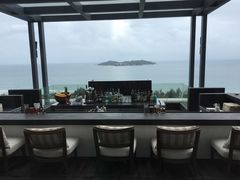 -瑰丽酒店·海吧·天际下午茶·现场DJ·天台酒吧