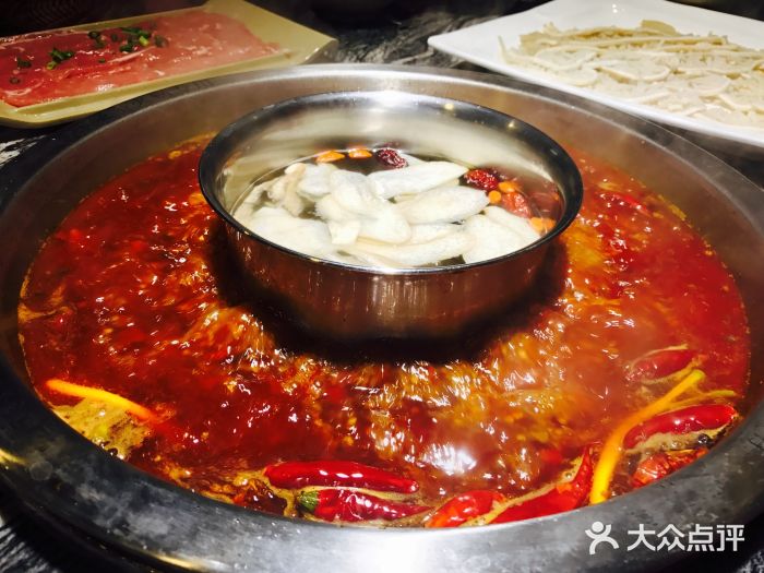 晓宇重庆火锅(大唐不夜城店)鸳鸯锅图片