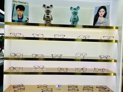 -视野联行眼镜(第一国际店)