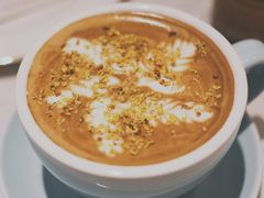 桂花拿铁-Fridi Patisserie Cafe