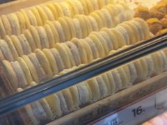 -東更道点心行(利客来店)