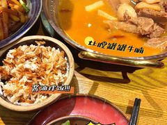 灶膛罐罐牛腩-吃饭皇帝大(银泰财富广场店)