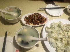 -岳姥姥饺子(泺文路店)
