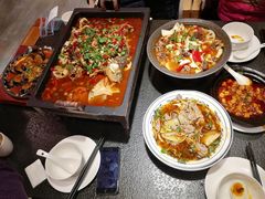 -万重锦·人文川菜馆(骡马市店)