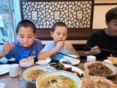-一楼食业·美食人家