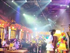 -喜鹊音乐酒馆(西街店)