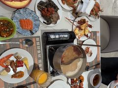 -金马门国际美食百汇(珞喻路店)