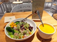 鸡腿肉谷物沙拉饭-CALIFORKS加州叉子轻食(朝阳门店)