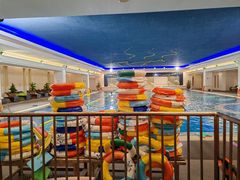 -海悦山庄酒店-花园泳池