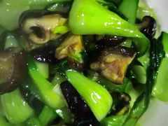 -明月食府(二区干二路店)