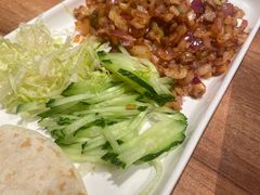 薄饼羊肉卷-耶里夏丽·丝路国际新疆菜·清真食品(徐汇南丹东路臻选店)