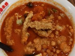 酸汤番茄酥肉饭-阿香米线(大唐西市大润发店)