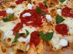 -城市大道红炉披萨烘焙坊