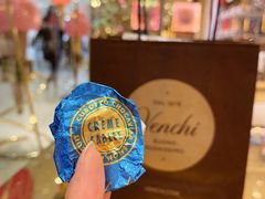 -VENCHI 闻绮(北京国贸商城店)