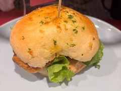 -必胜客(上海新南方商城PH店)