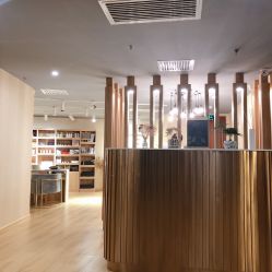 -涂tu指甲日式美甲美睫店