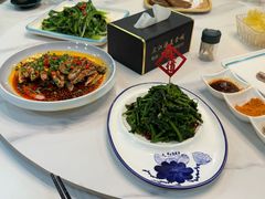 -三江源美食城