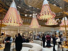 -乐蓬马歇百货公司(Rive Gauche)