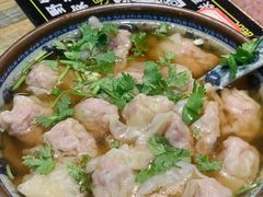-老谢野馄饨(延安路店)