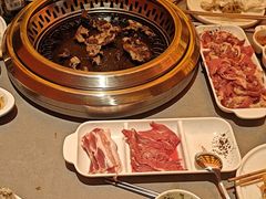 -黑金·寻焰自助百汇·烤肉·火锅(中街店)