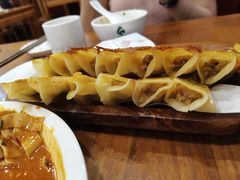 -宣海荣锅贴大王·陕味小吃集(钟楼店)