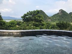 -英德宝晶宫天鹅湖茶语温泉
