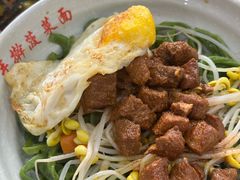 精瘦肉臊子面-手擀菠菜面(西康路店)