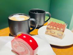 -星巴克臻选(南京金茂览秀城店)