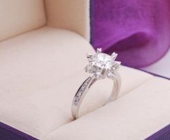 点击看大图 -威德钻石-克拉钻大本营(南京东路店)