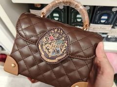 -名创优品(海珠乐峰广场店)