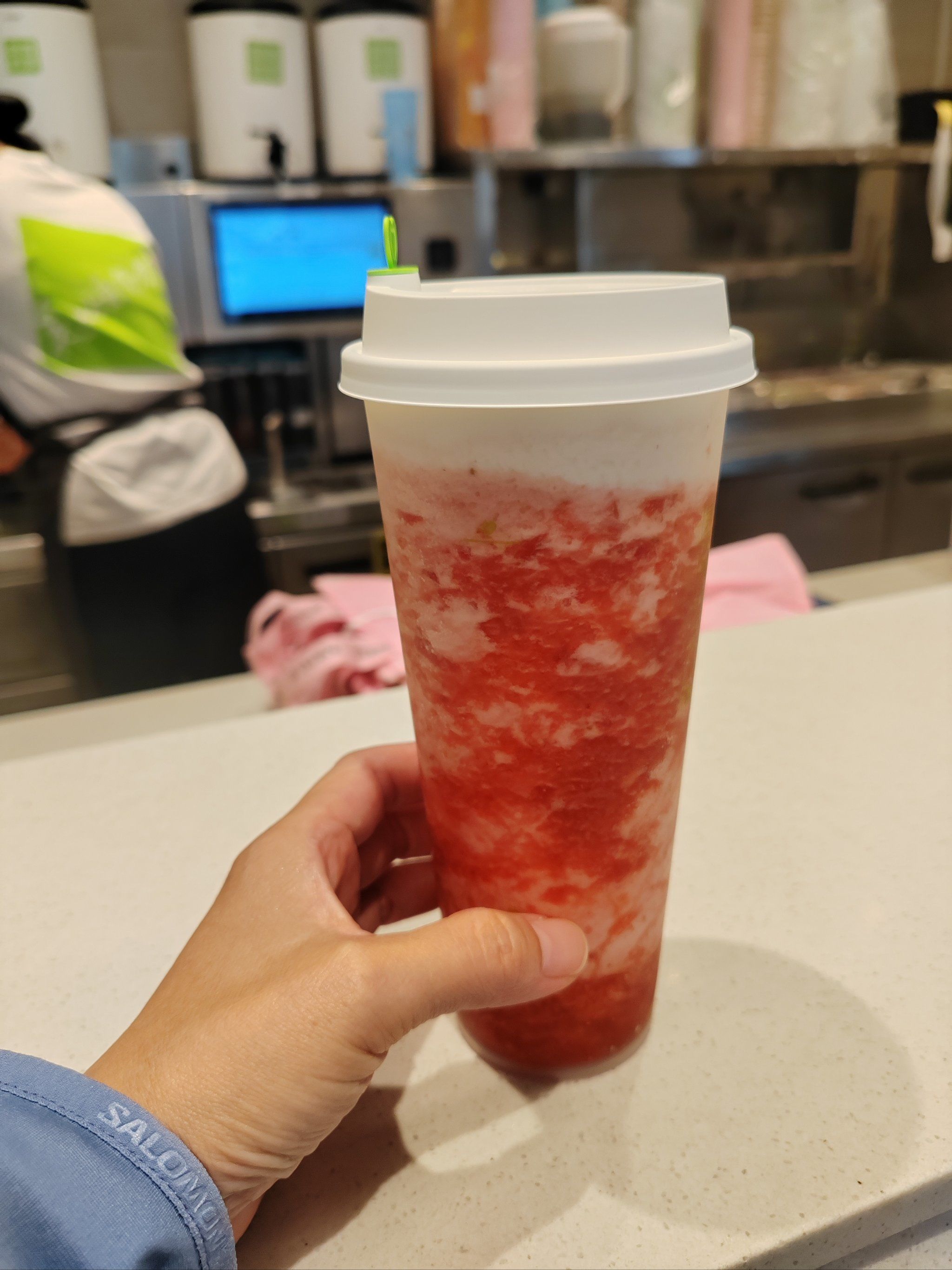 城市尝鲜计划霸气草莓芝士一大杯冰凉酸甜