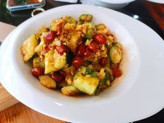 蒜泥黄瓜-三里屯土灶炖公鸡地锅鸡(江东店)