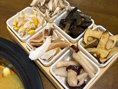 -菌乡缘·野生菌蒸汽鱼火锅(江边夜市店)