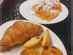 -圣丰索菲特·2 On 988 Café 自助餐厅