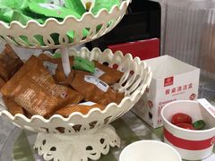 -海底捞火锅(奥体南路店)