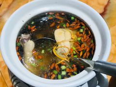 响螺虫草土鸡汤-香港厨房