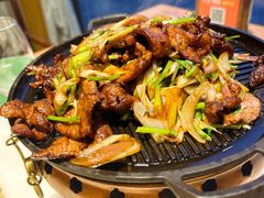 铁板炙烤坝上羊肉-那家小馆•北京菜•烤鸭(香山店)