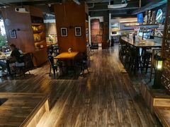-JINNS锦时 steak&pizza(浸信会礼拜堂旧址店)