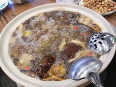 -杨记山珍鸡煲菌汤锅