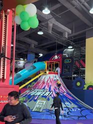 -欧酷世界动力星球(王府井奥莱UP TOWN店)