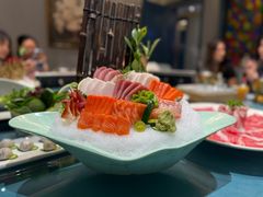 -靓海海鲜火锅(水上湖边观景店)