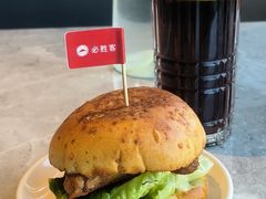 -必胜客(枫蓝国际购物中心店)