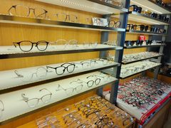 -优医视平价眼镜蔡司依视路折扣工厂店(德胜门店)