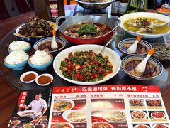 -川流不息·地道川菜·小龙虾(松东路店)