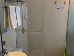 -卡罗酒店(东门晒布地铁站店)